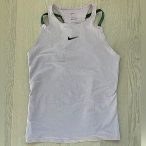 Nike workout tank light purple
